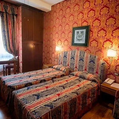 Ponte Bianco Hotel Rom