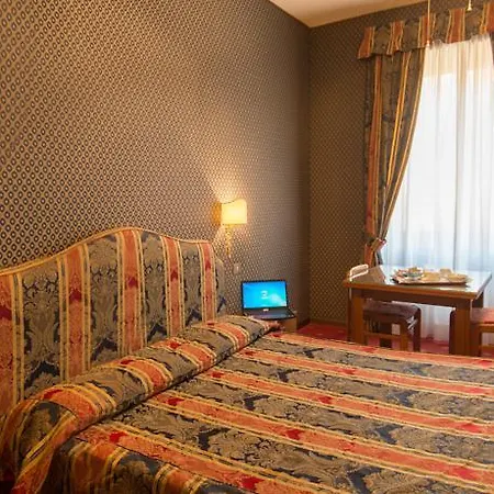 Hotel Ponte Bianco Rzym