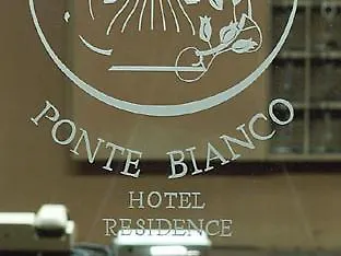 Ponte Bianco 3* روما