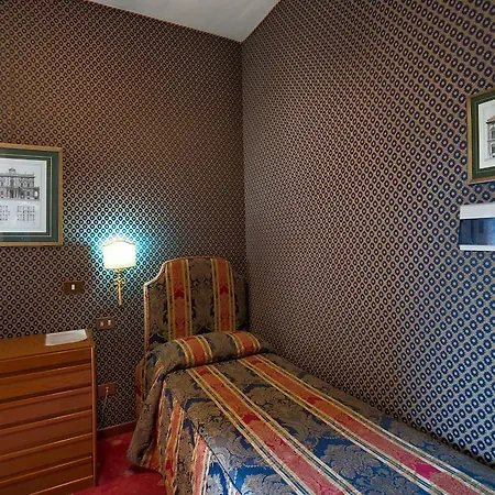 Ponte Bianco Hotel Rzym