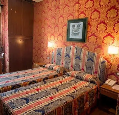 Ponte Bianco Hotel 3*